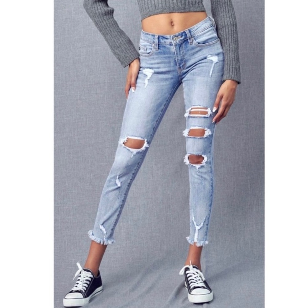 New! KanCan Skinny Mid Rise Ankle Distressed Light Wash Denim Jean
